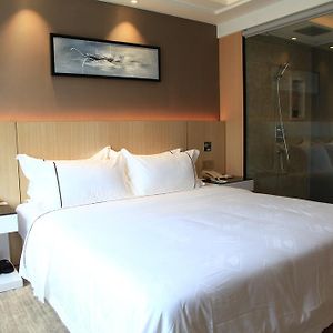 Chambre Standarde Lit Queen-Size
